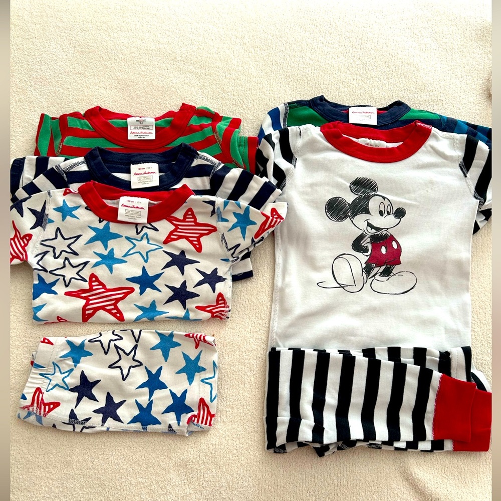 Hanna Andersson Pajamas (set of 5, size 4T) - includes Mickey Mouse set